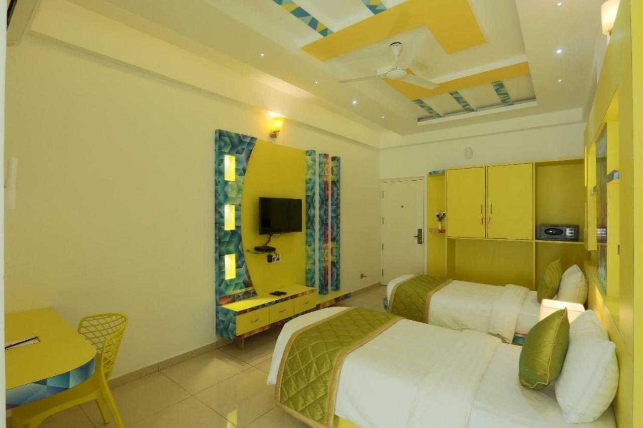 Premier Suites Business Hotel บังกาลอร์ ภายนอก รูปภาพ