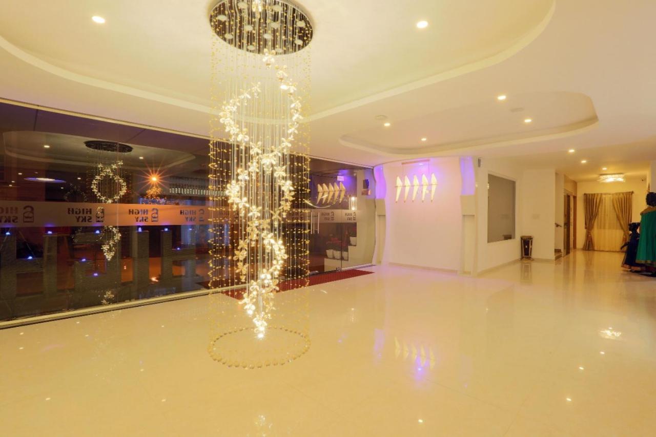 Premier Suites Business Hotel บังกาลอร์ ภายนอก รูปภาพ